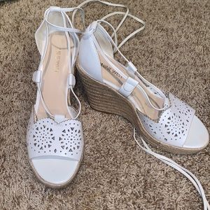 White lace up wedges